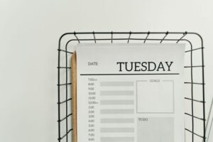 A Simple Cleaning Schedule for the Whole Week